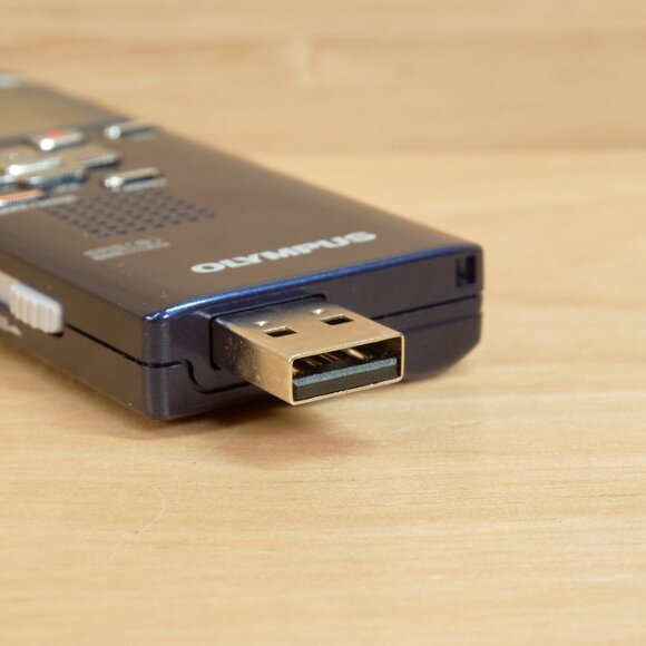 Olympus WS-500M 2GB Digital Voice Recorder / Portable, Tested & Working - Picture 6 of 7